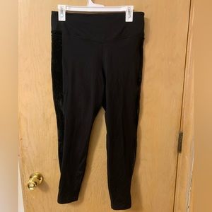 Black fleece leggings, black valor on the sides